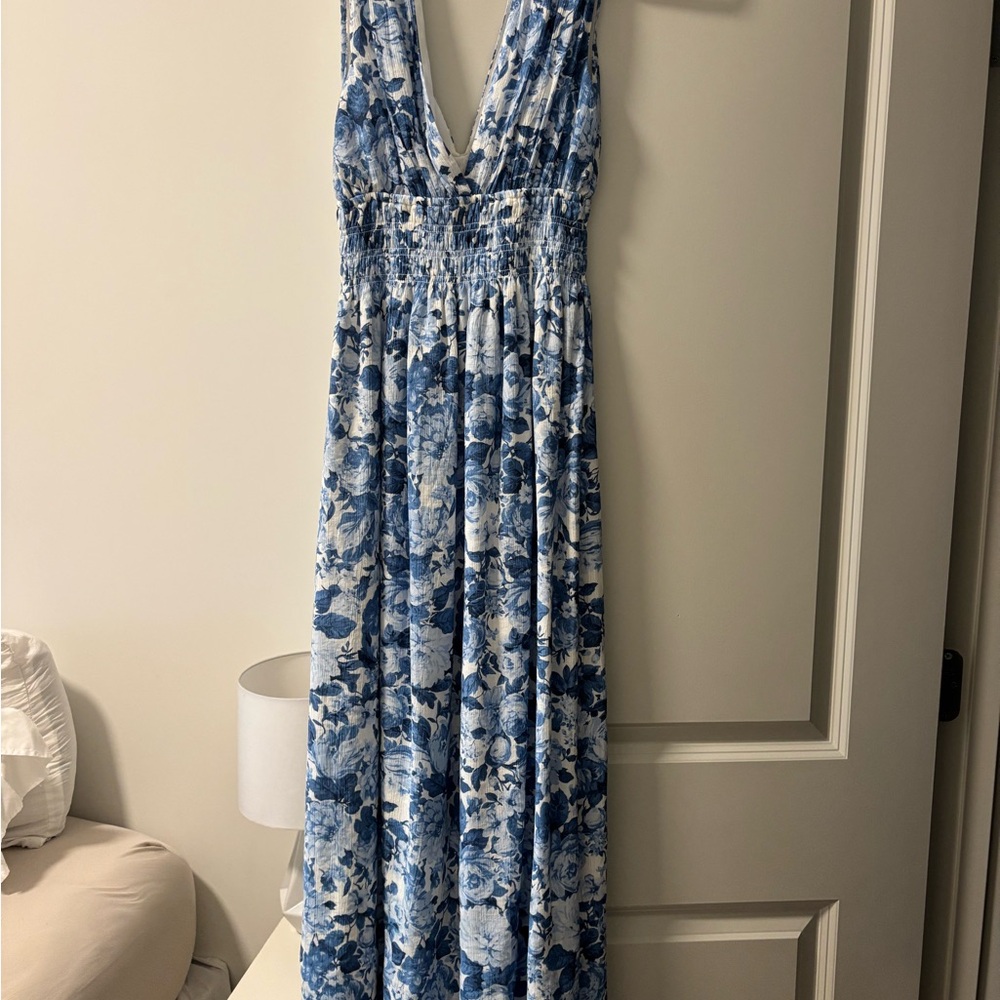 Abercrombie & Fitch Blue and White Floral Maxi Dress
